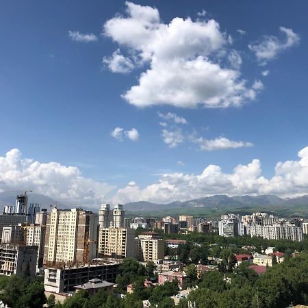 Dushanbe City View Apartment Buitenkant foto